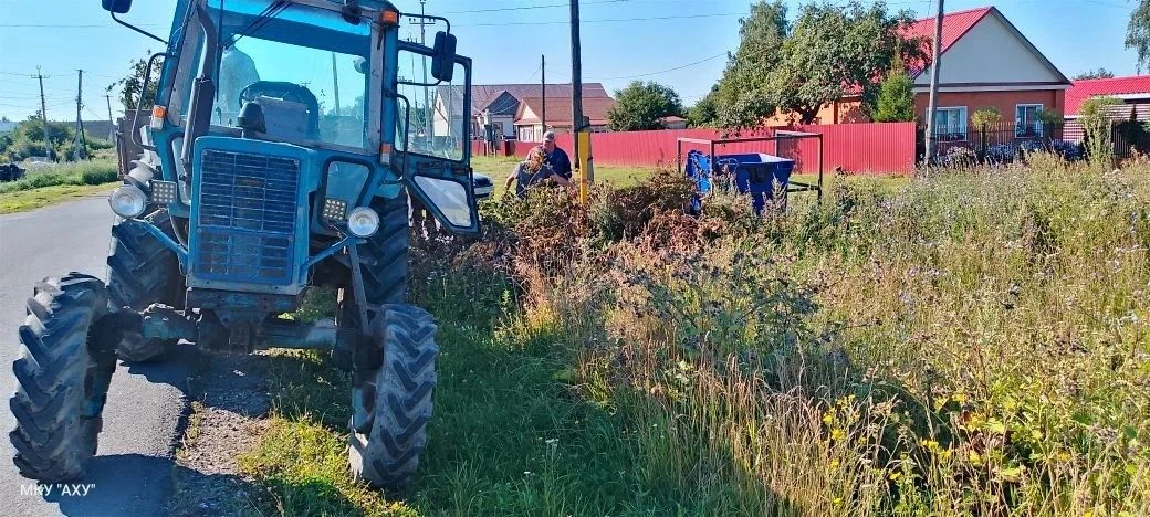 Ликвидация несанкционированной свалки по улице Жележнодорожная.