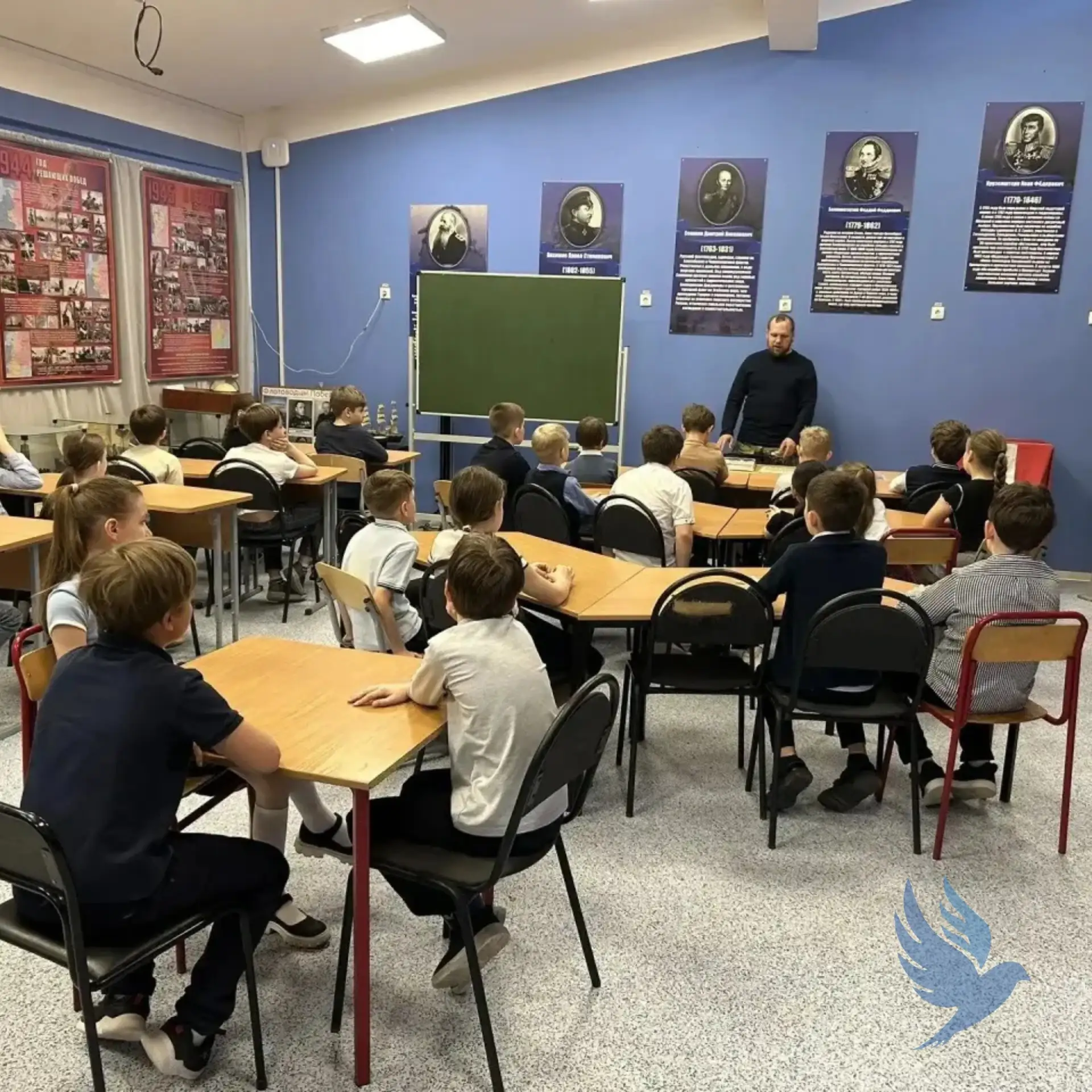 🏛️ Знамя Победы — символ Великой Победы  🇷🇺 Одним из главных символов Победы в Великой Отечественной