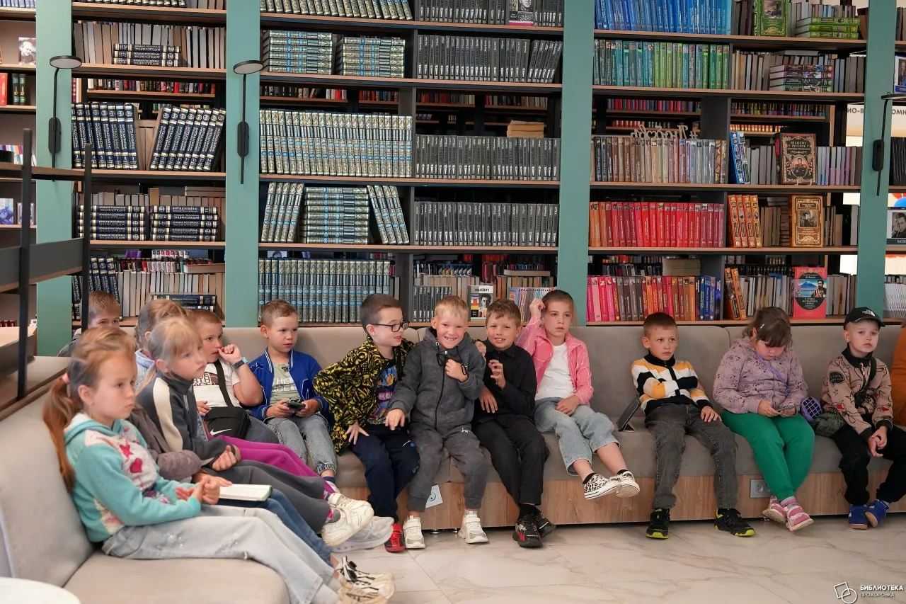 uprkultproh.belregion.ru
🎬📖В центральной библиотеке прошла литературная кинопрограмма «Дружба на э