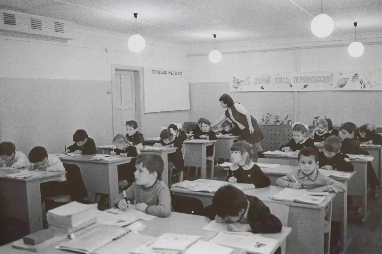 50 лет первой школе города!