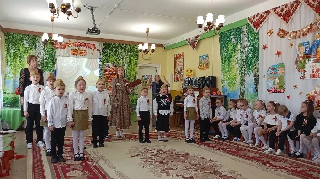 В нашем детском саду прошёл торжественный праздник памяти и славы, посвящённый 81-й годовщине Победы