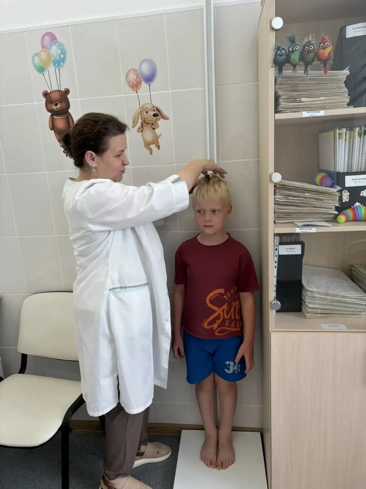 #ГодДошкольногоОбразования44

Экскурсия в медицинский кабинет: узнали, как заботятся о здоровье! 🩺
