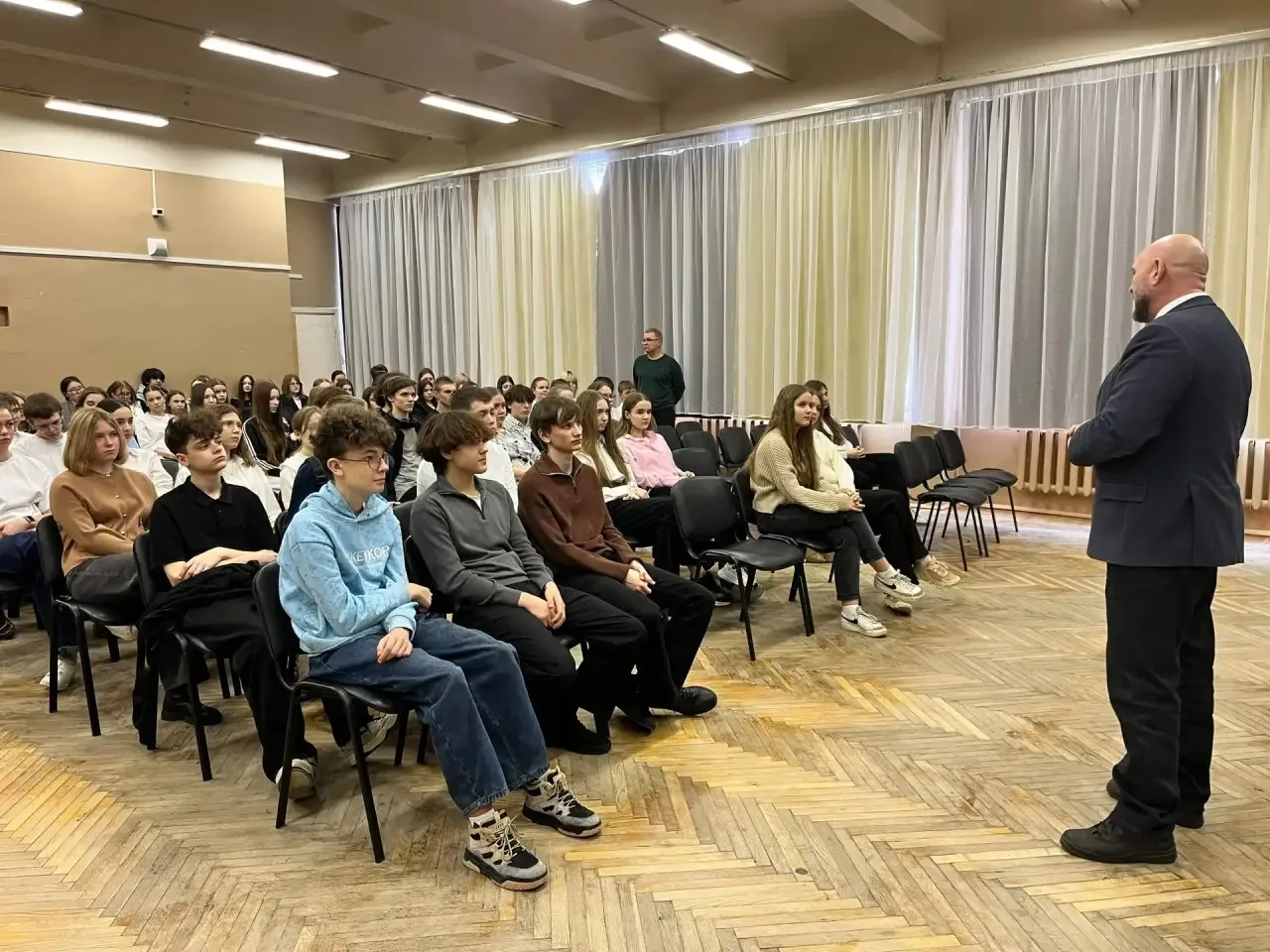 В рамках Недели науки Волжский филиал МЭИ и Лицей №1 провели научный семинар для молодежи.  Заместит