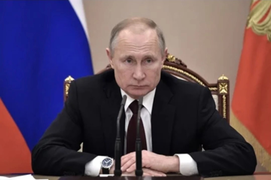 〽️Объявляю следующую неделю нерабочей, с сохранением зарплаты, — Путин.

Главный фокус десятилетия: 