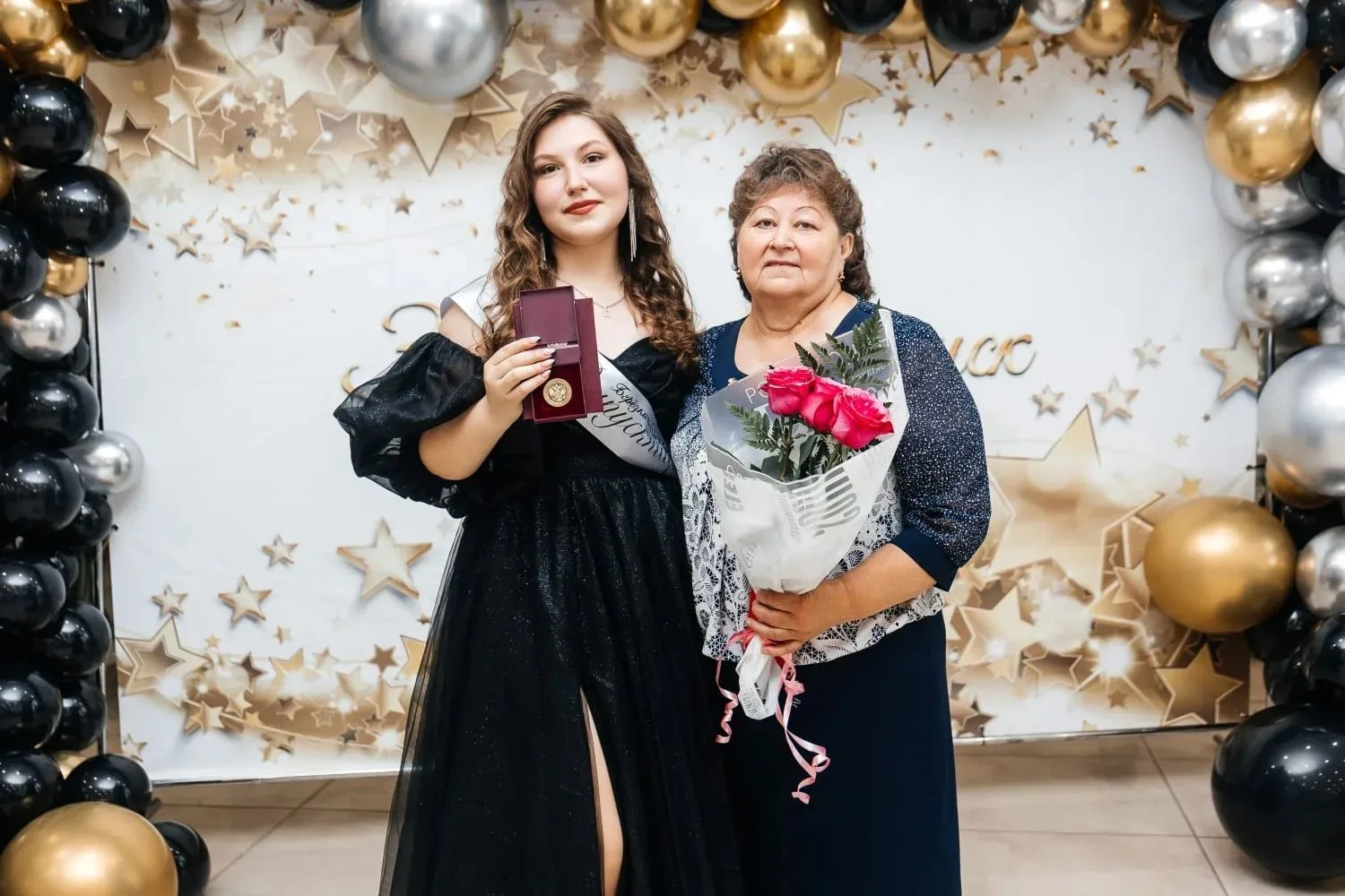 🎉 Ещё один герой нашей рубрики, юбиляр этого года, никогда не унывающая, позитивная - Берёзкина Люб