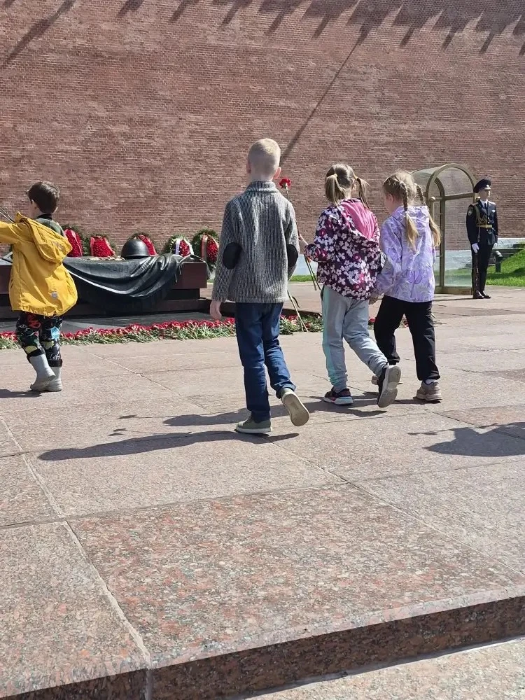 🚌 #Экскурсионныйэкспресс  15 мая наш 1 «Б» класс отправился в большое приключение — на самую главную