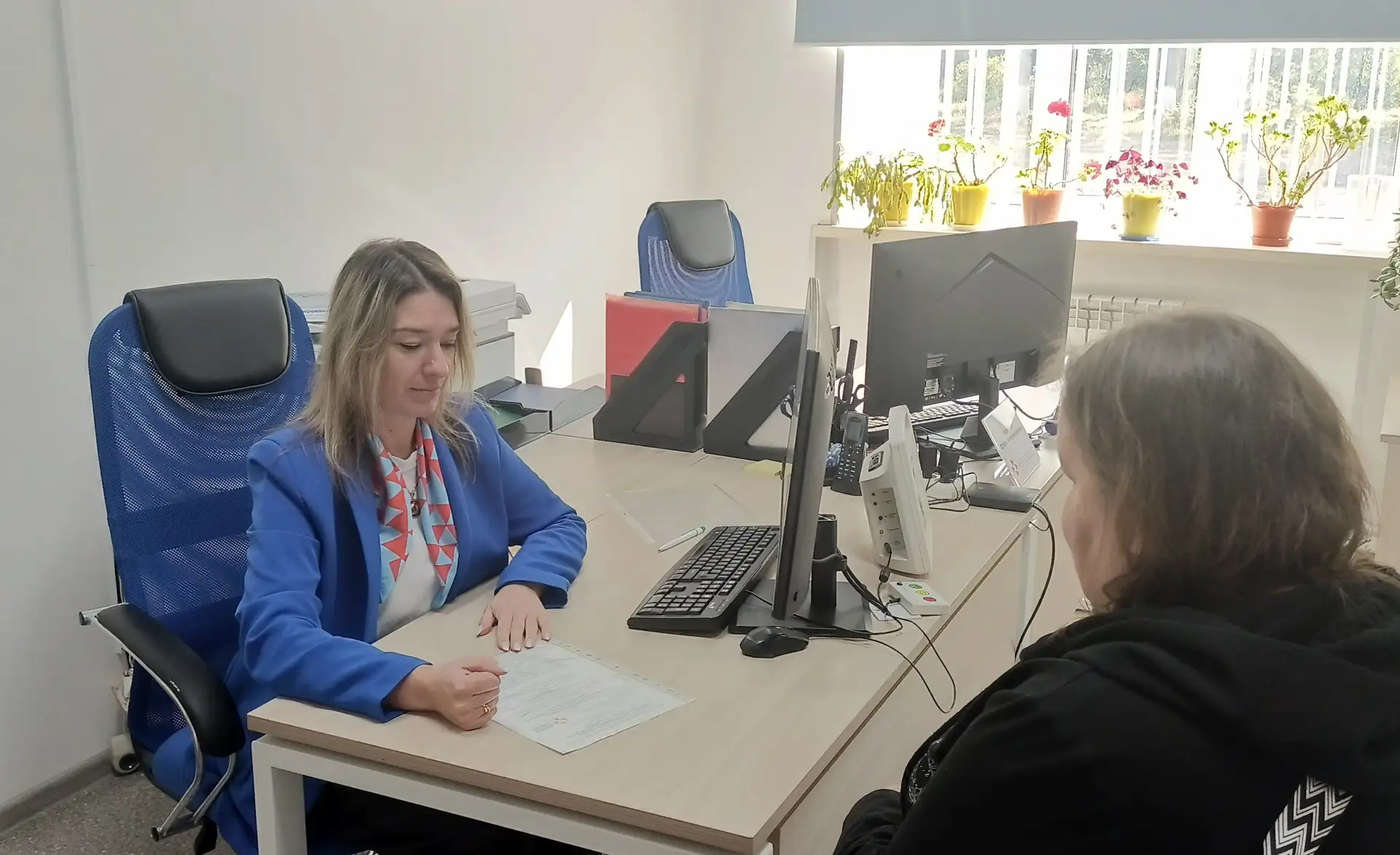 📌В Кадровом центре «Работа России» Хасынского муниципального округа состоялась мини-яр...