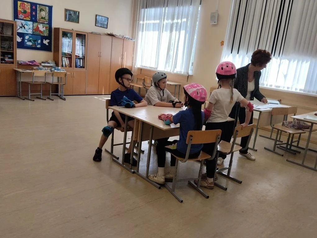С гордостью сообщаем, что наш отряд ЮИД принял участие в муниципальном этапе конкурса «Безопасное ко