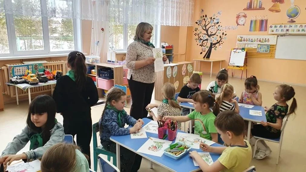День экологических знаний отмечается ежегодно 15 апреля.