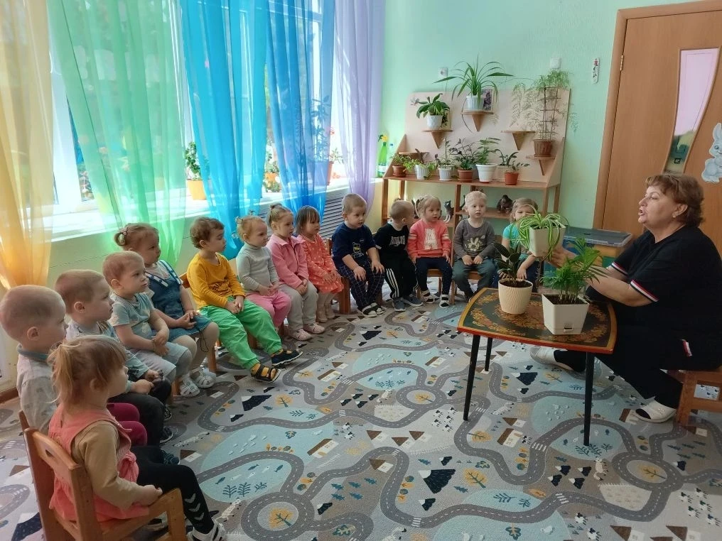 🌿 Уголок природы — это не просто растения, а настоящая школа жизни для малышей! 🌿