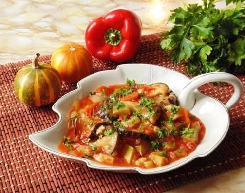 Овощное рагу с кабачками и баклажанами 🍆