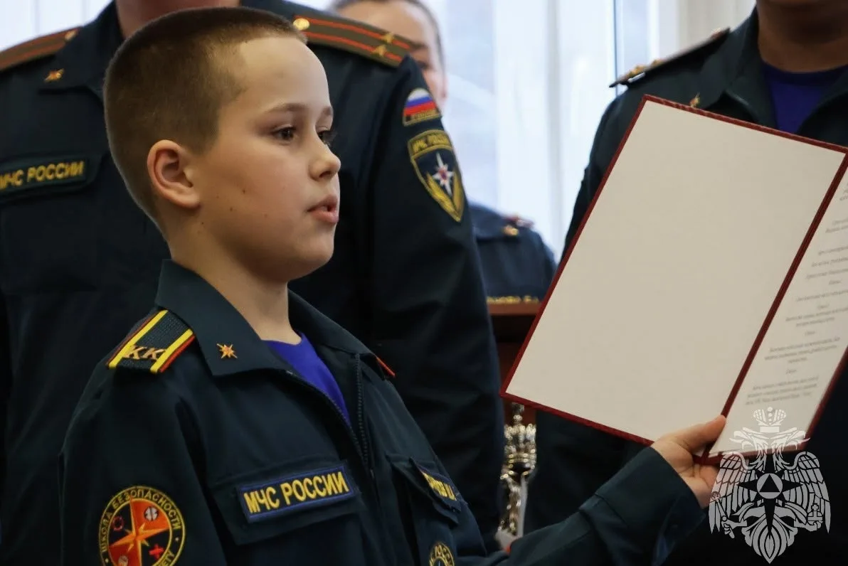 Теперь кадеты  Сегодня в актовом зале Специализированной пожарно-спасательной части ФПС ГПС Главного