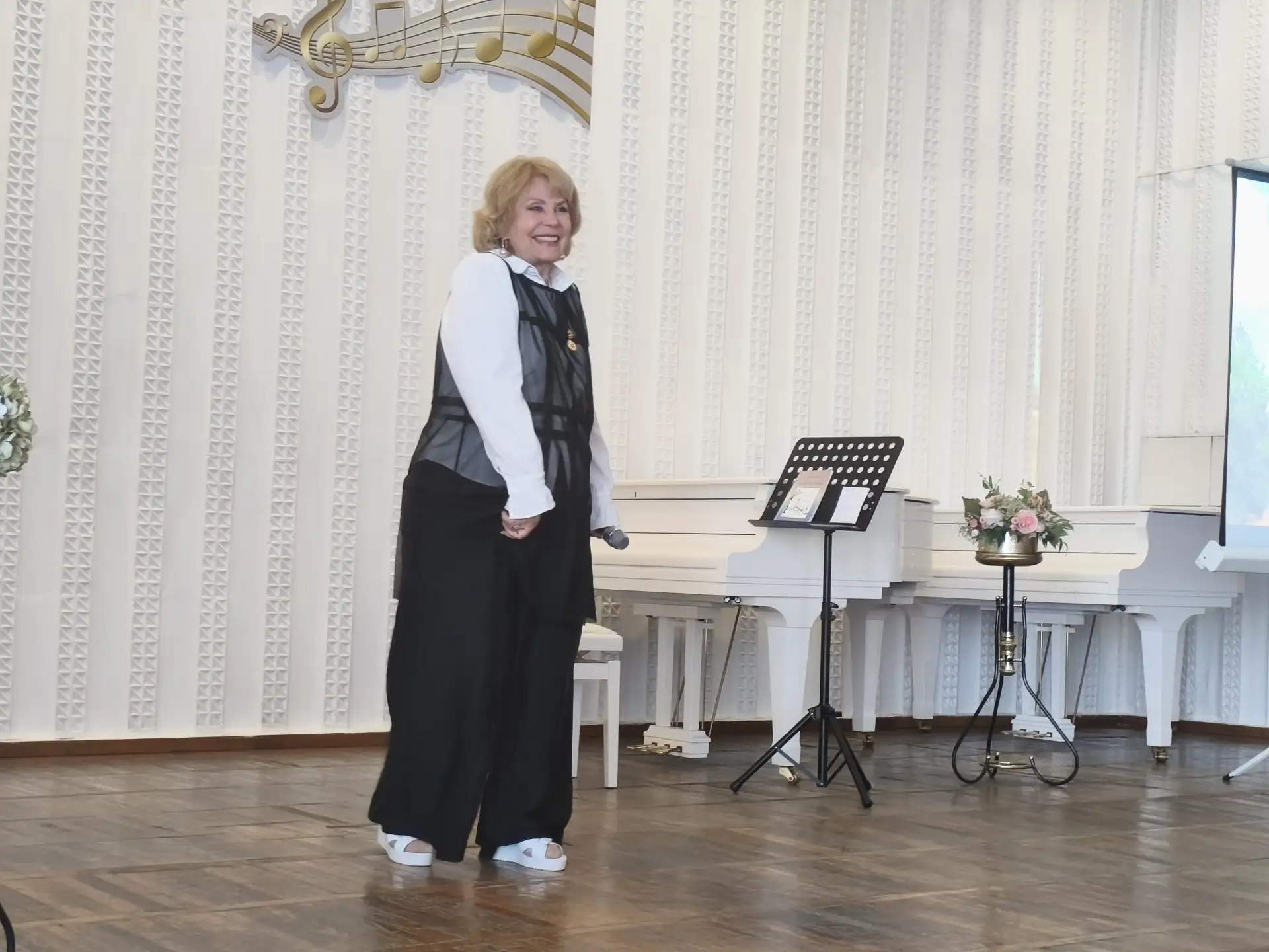 🎶 Волшебный вечер, наполненный музыкой и теплом, подарил концерт Галины Улетовой в рам...
