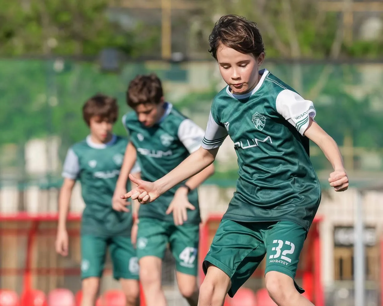 💚 ФШМ отмечает день рождения — старейшей футбольной школе Москвы исполнилось 72 года! 🎂

ФШМ основ