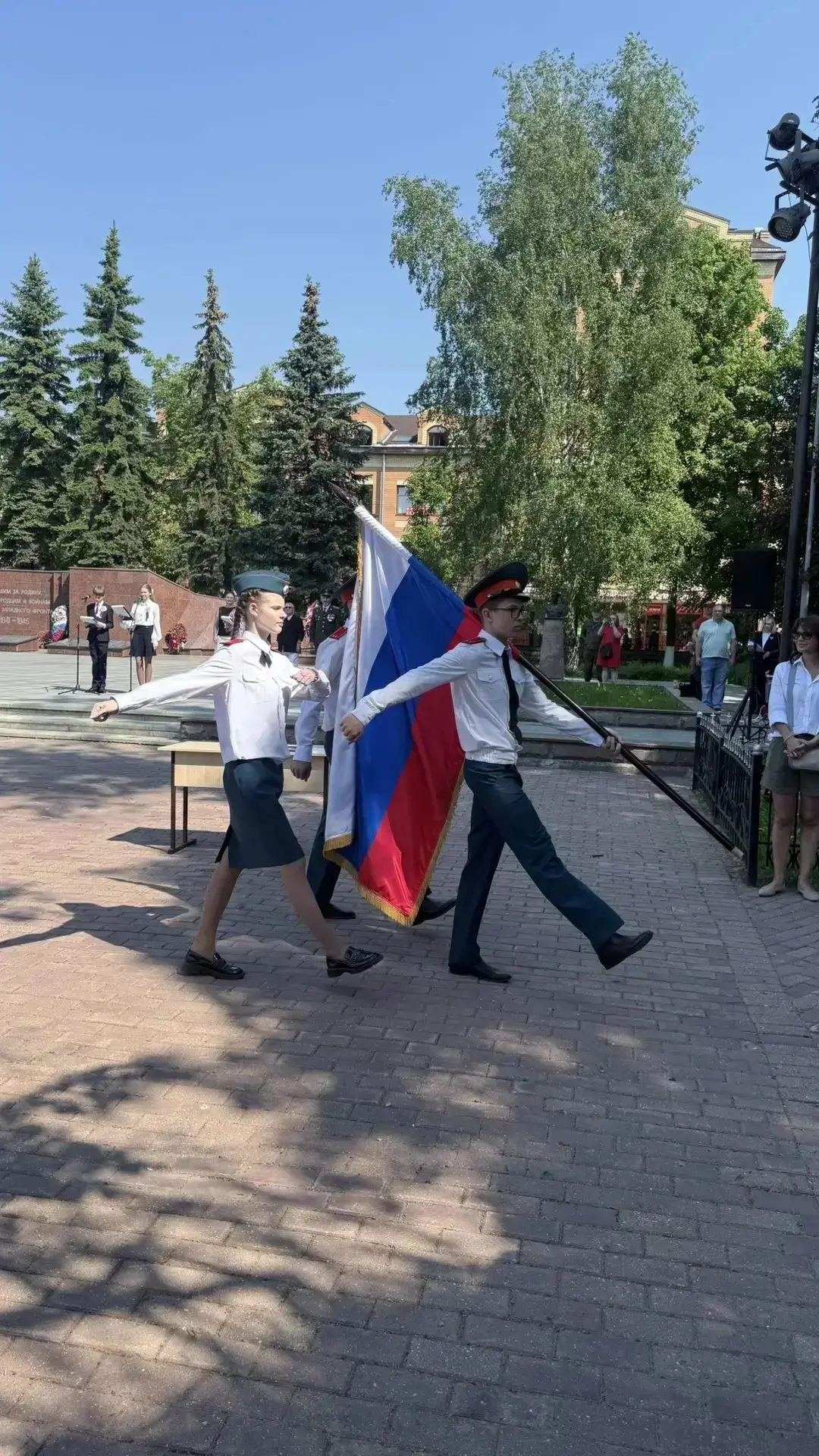22 мая в  школе «КвантУм» прошла традиционная церемония принятия торжественного обещания кадетами. В