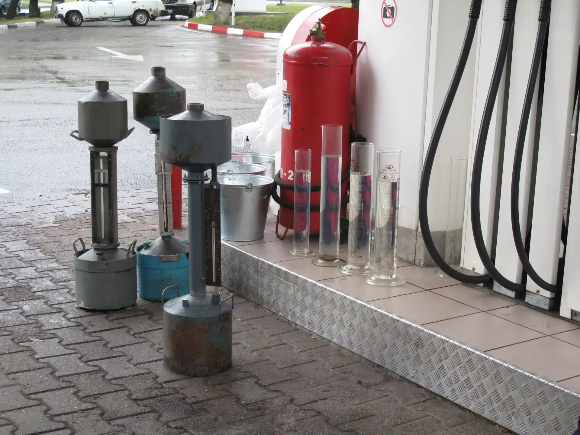 ⛽️ В Ставропольском крае клиентам АЗС недолили топлива почти на 60 млн рублей

Происходило это на 17