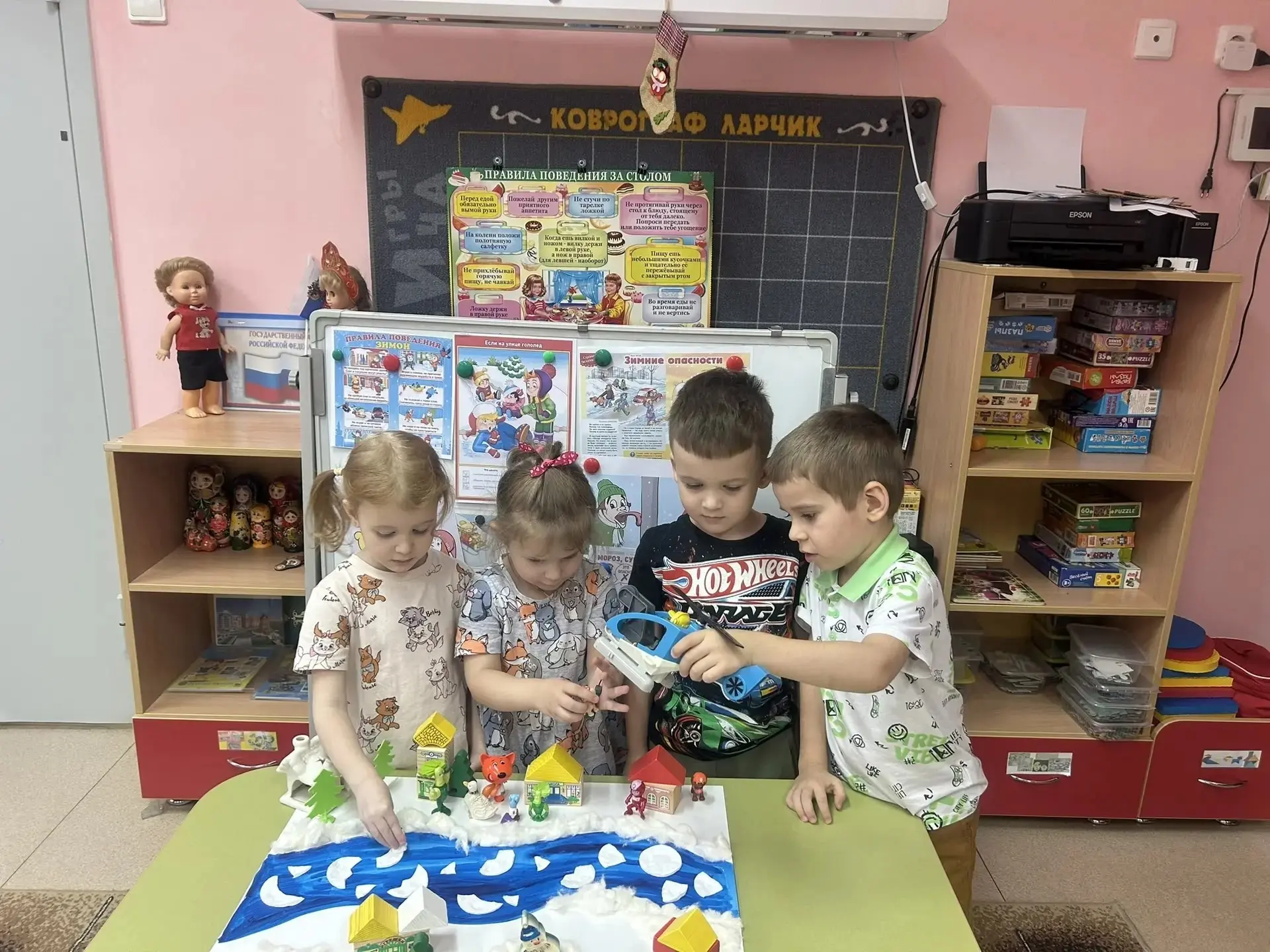 Сегодня в нашем детском саду было особенно интересно! Ребята  из средней группы "Незабудки" преврати