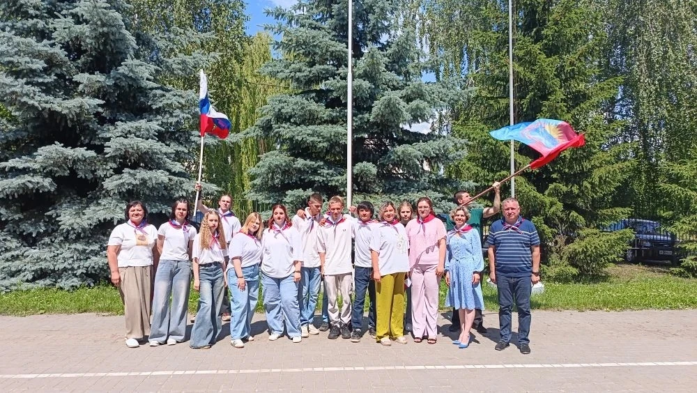 🎉 Сегодня в нашем колледже прошёл яркий праздничный концерт, посвящённый Дню России и Дню рождения 