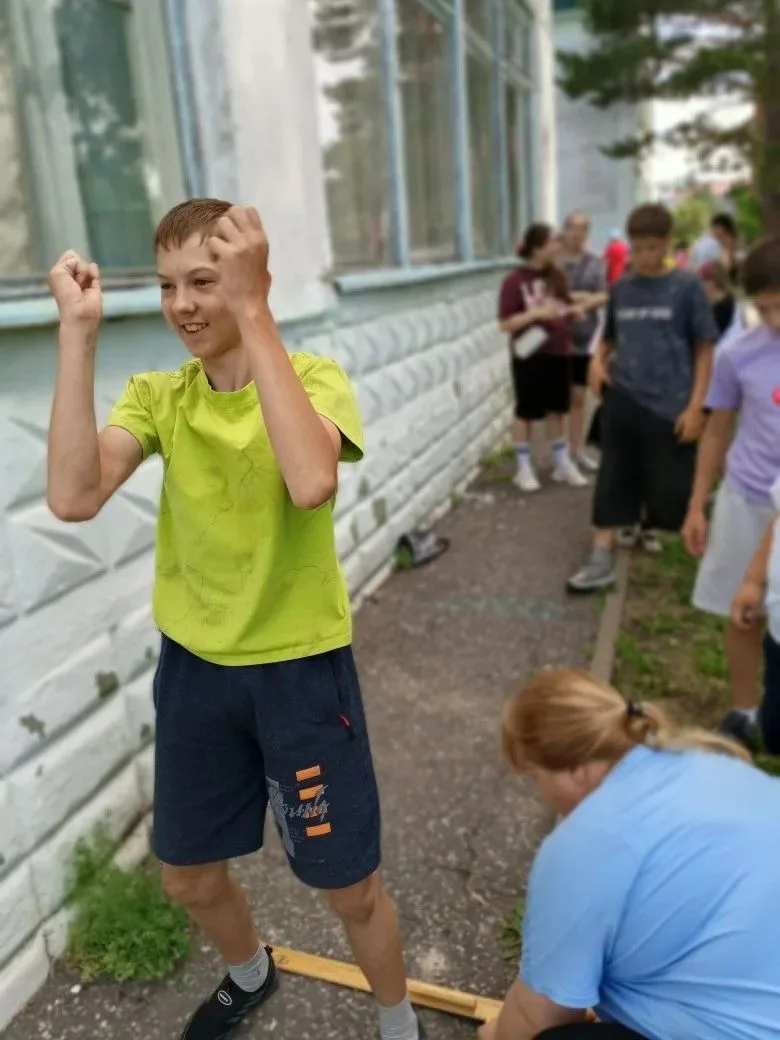 💪Ни дня без спорта, без преувеличения! Воспитанники лагеря с дневным пребыванием на базе ЦДТ пережи