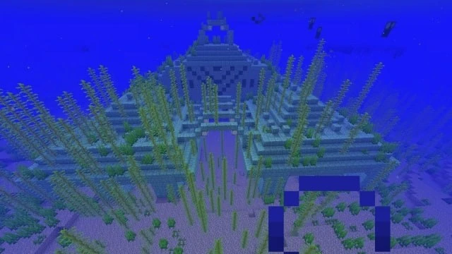 🌊 Океанский монумент — место, куда нельзя идти “просто посмотреть”

В Minecraft океанский монумент 