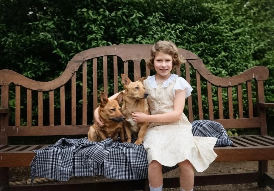 Фото из архива: 10-летняя будущая королева Елизавета, 1936 год