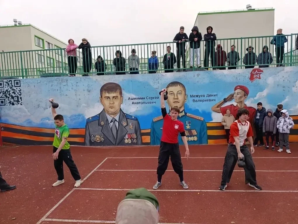 Школьники из Лобни стали победителями соревнований «Штурм»  21 апреля в поселке Калининец Наро-Фомин