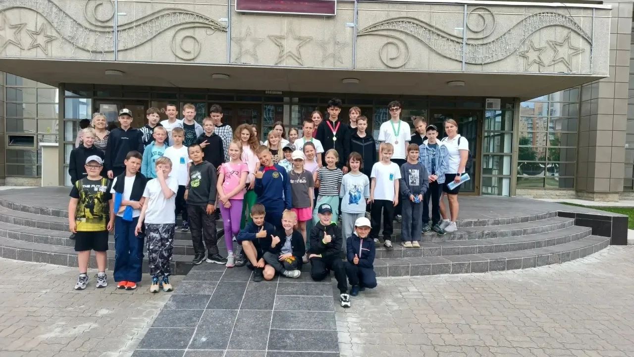 ‎19 июня спортсмены отделения плавания посетили г. Удомля. В плавательном бассейне прошел фестиваль 