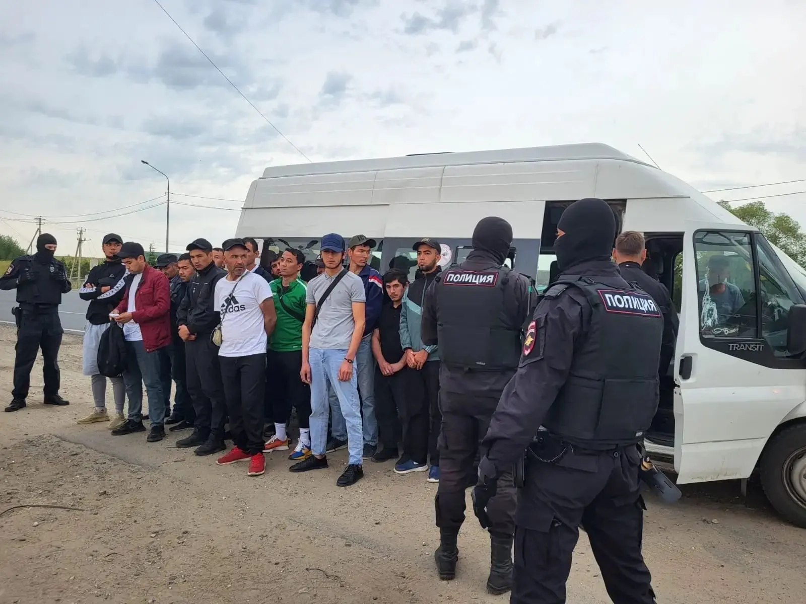 Полиция провела в Рязанской области рейдовые мероприятия
 
В целях предупреждения, выявления и пресе