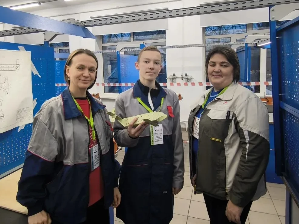 ✈️ Первая победа в таком конкурсе!  Сергей, ученик 8 класса корпуса «Факультет», впервые попробовал 