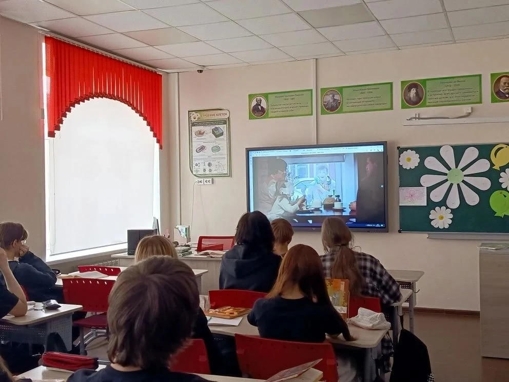 🤰 В рамках Дня беременных в нашей школе прошло важное и трогательное мероприятие.    Мы посмотрели ф