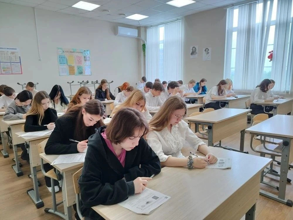 📌Сегодня наши учащиеся пишут последний ВПР в этом учебном году.  Позади — дни подготовки, переживани