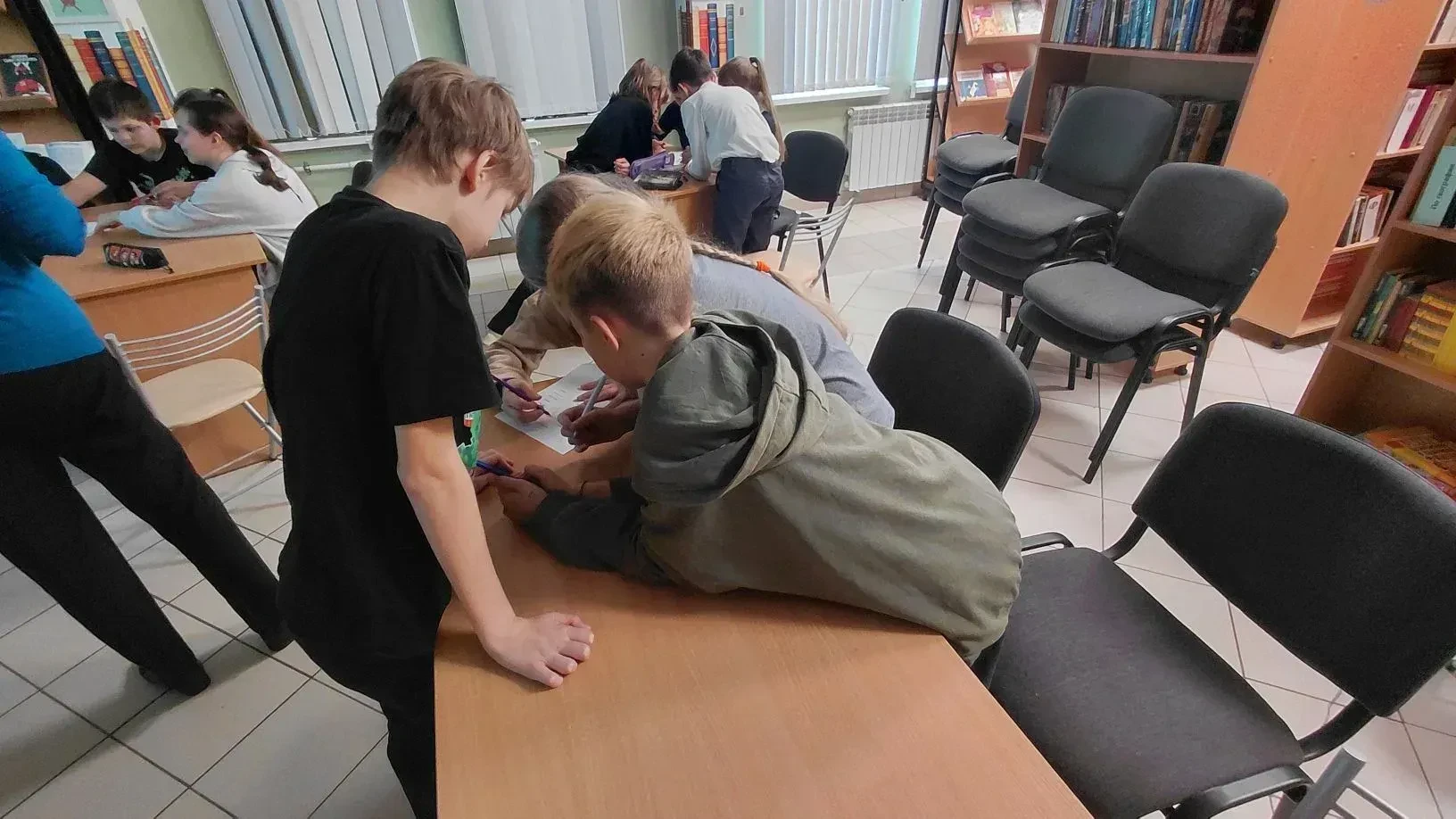 26 марта в библиотеке ГБОУ школы № 578 проводилась литературно-познавательная игра по мотивам повест