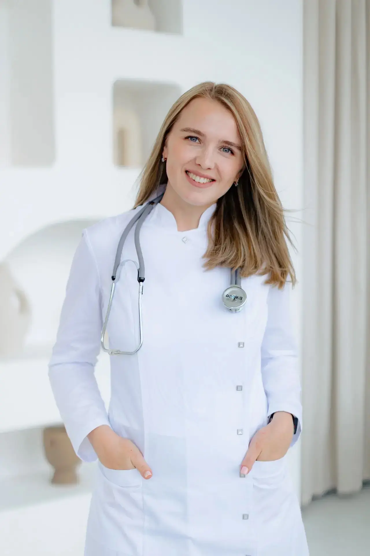 👩‍⚕️🩺Коллектив Первоуральской городской больницы пополнили три выпускницы ординатуры