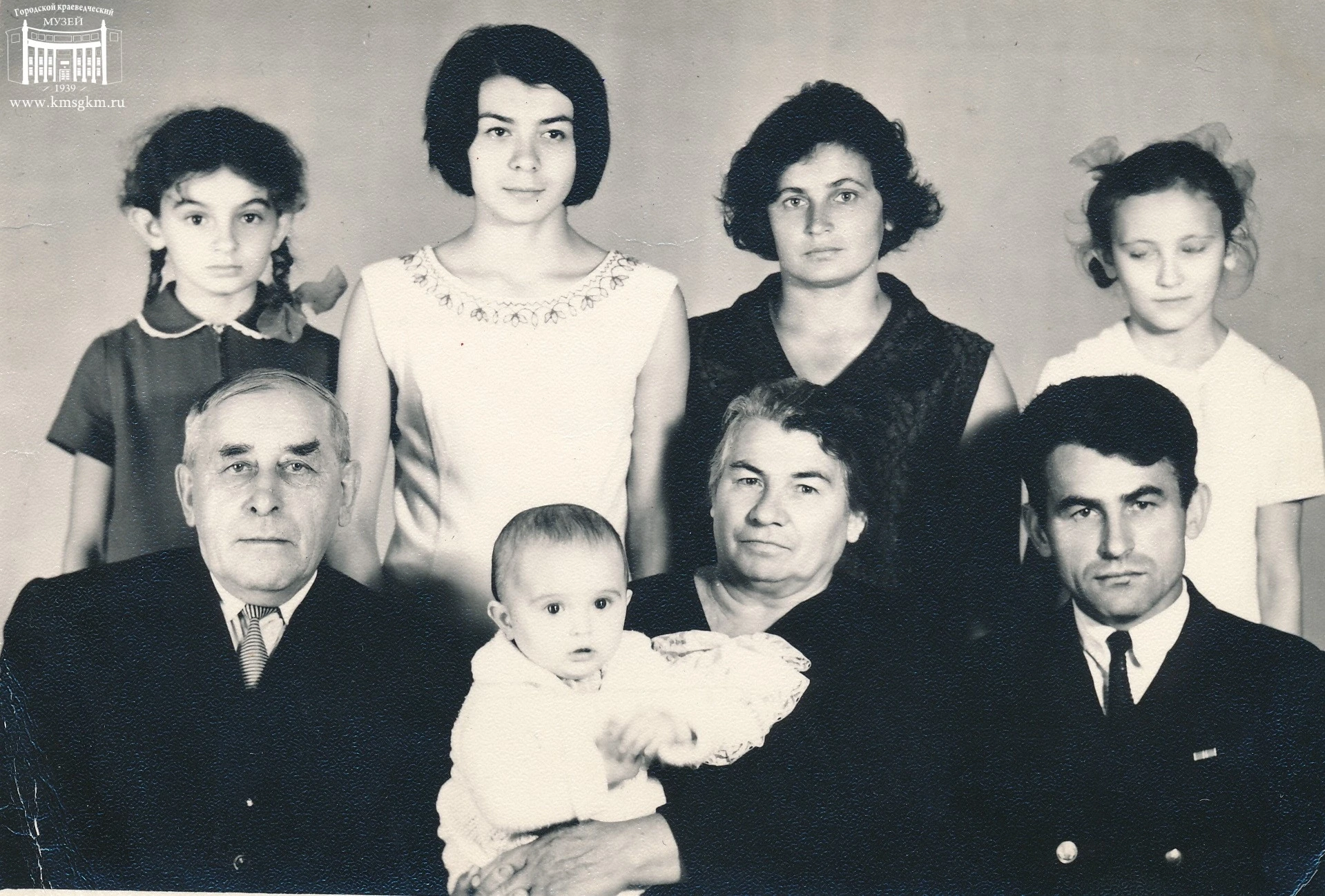 🌼 8 июля россияне отмечают День семьи, любви и верности — он же День памяти святых Пет...