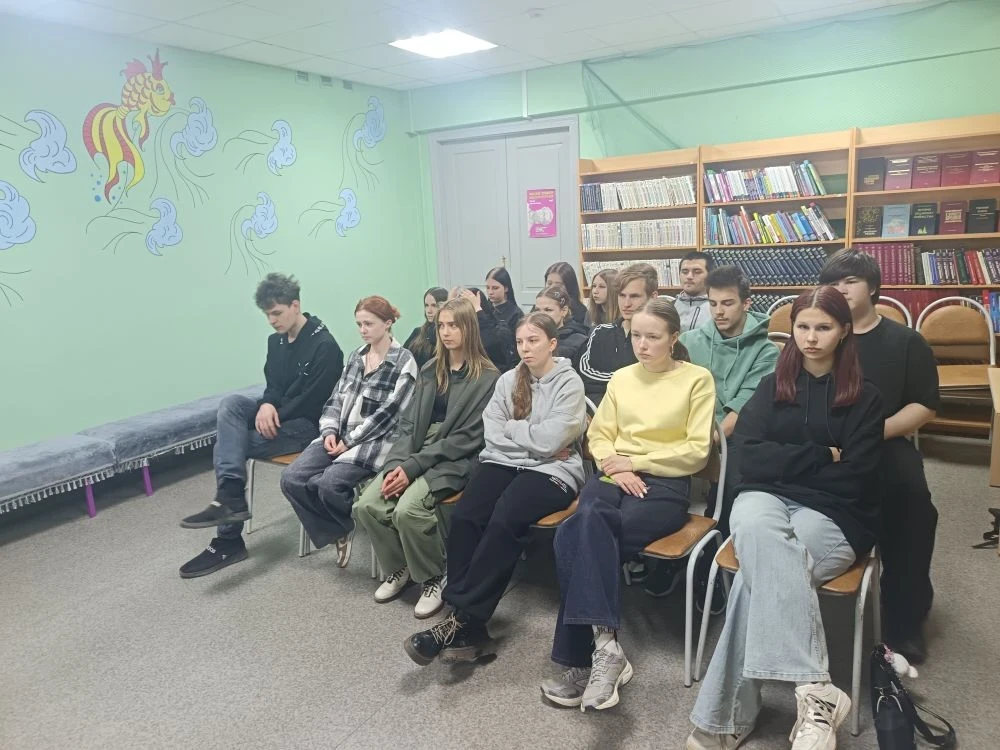 📚В рамках программы «Пушкинская карта», 17 апреля студенты группы СТ-28 совместно с ку...
