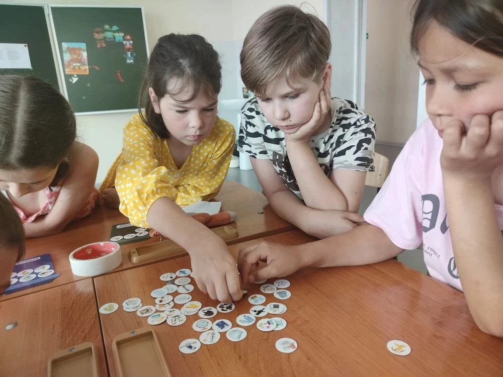 🌱 День эколога в нашем лагере прошёл необычно. Не всем же бегать и резвиться — сегодня ребята откры