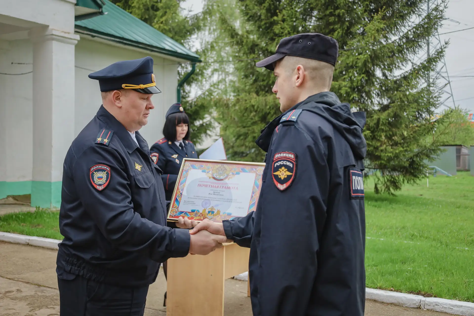 Более 1000 конвоев без единого происшествия: костромские полицейские получили ведомственные награды 