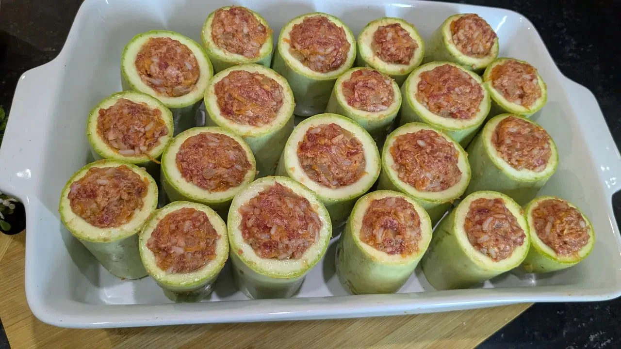 ФАРШИРОВАННЫЕ КАБАЧКИ — СУПЕР НЕЖНЫЕ И ОЧЕНЬ СОЧНЫЕ!