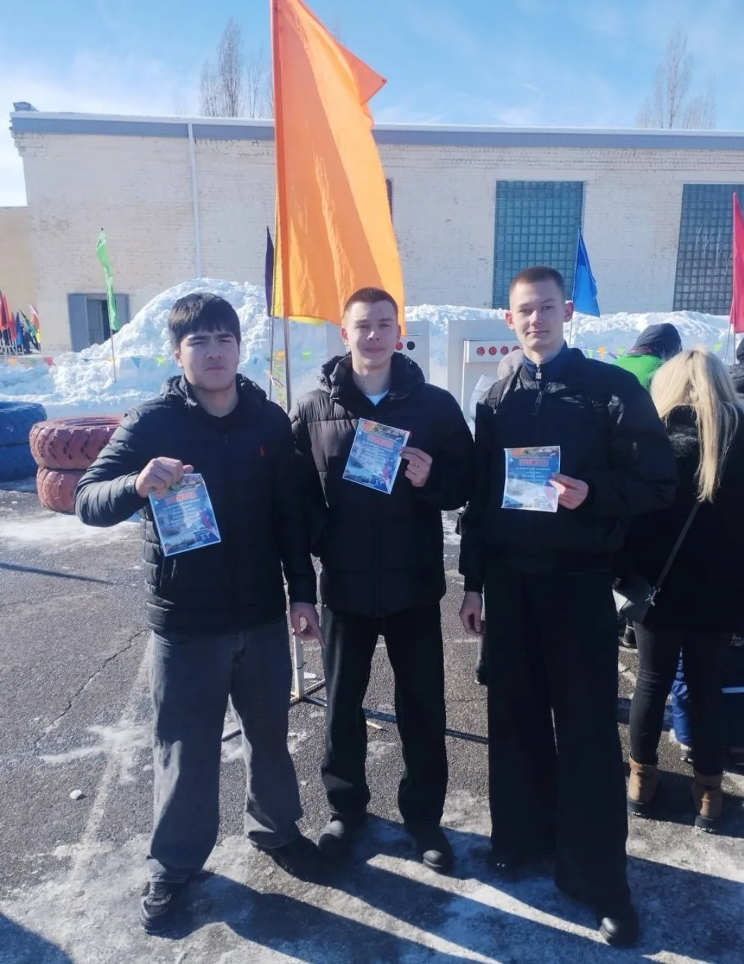 ВОЕННО-СПОРТИВНЫЙ ПРАЗДНИК  🌟В феврале 2026 г. юноши 10 «Б» класса под руководством учителя ОБЗР Ряб