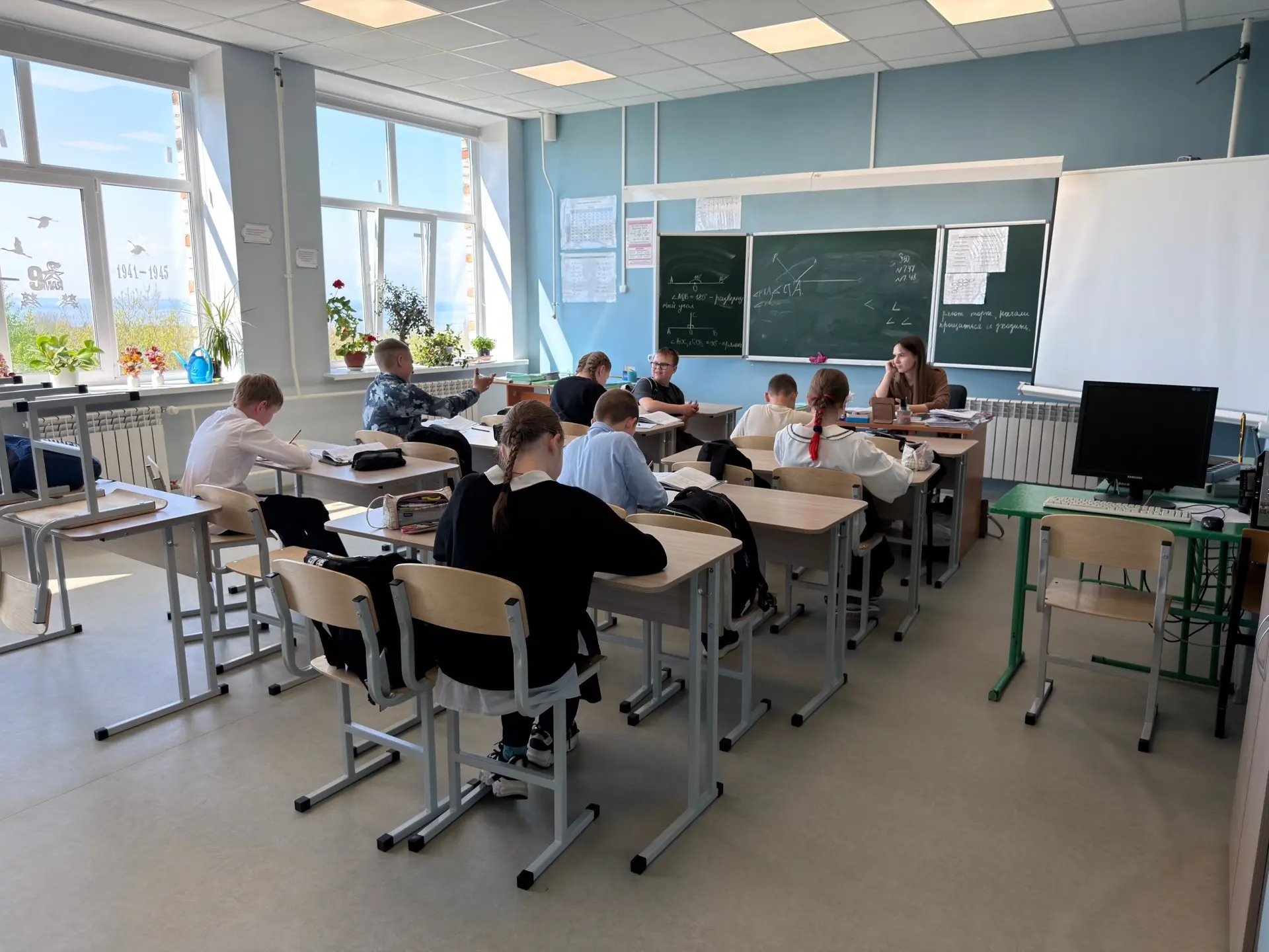 Побывали в школе села Мякса 🎓  В прошлом году здесь сделали капитальный ремонт: полностью обновили с