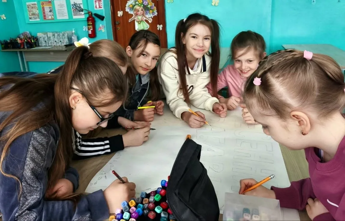 🌸"Весенние забавы" в 3-В классе ГБОУ "СШ № 22 Г.О. МАКЕЕВКА": творчество и радость! 🌸  🥰 31 марта 20