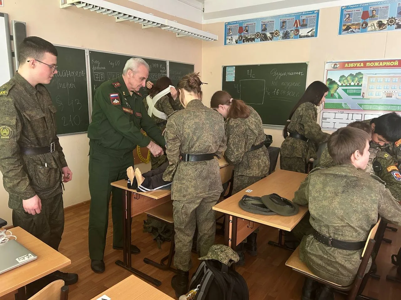 Военно-полевые сборы кадетских классов  🎖️ Для кадет 8К, 9К и 11К классов эти дни стали настоящей пр