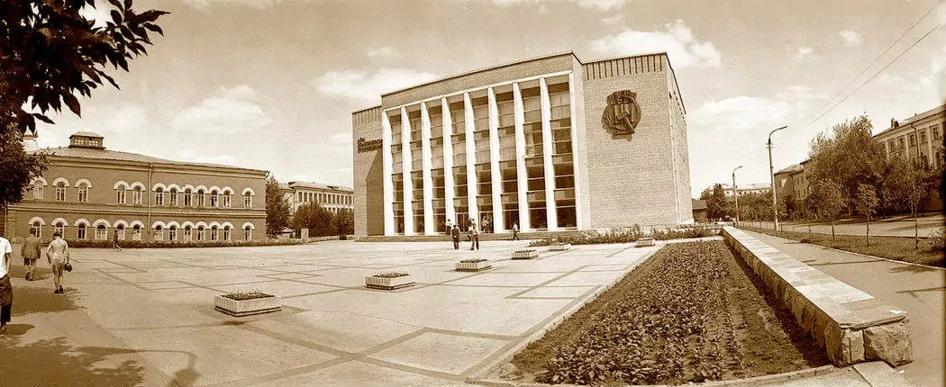 Дом политпросвещения
