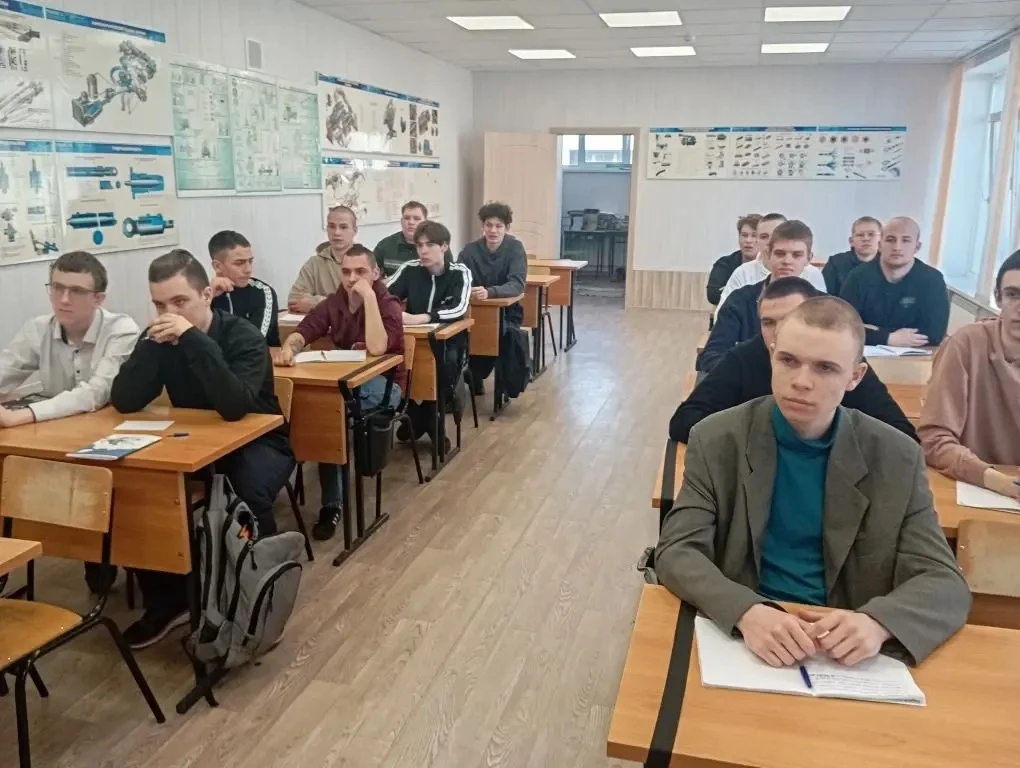 🎓 Своя игра: проверка знаний в неформальном формате  24 марта в рамках декады крановщика преподавате