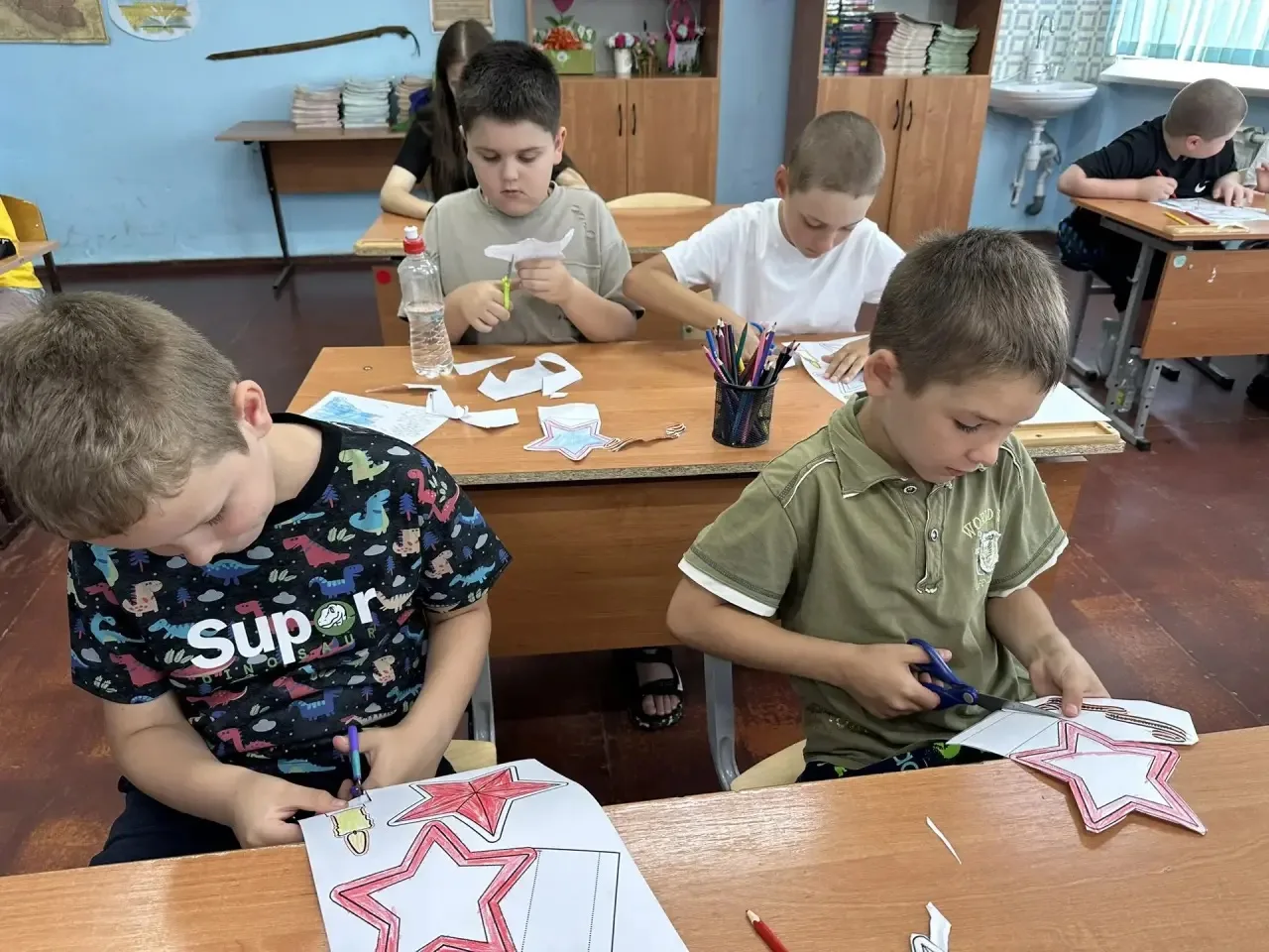 🕯 22 июня — День памяти и скорби. 🕯

Сегодня в детском школьном лагере «Солнышко» в отряде «Непосе