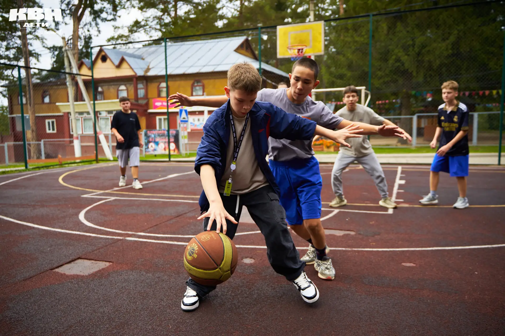 ⚽ Спортивные площадки
#ФестивальКВНПервые_программа 

XV Международный фестиваль детских команд КВН.