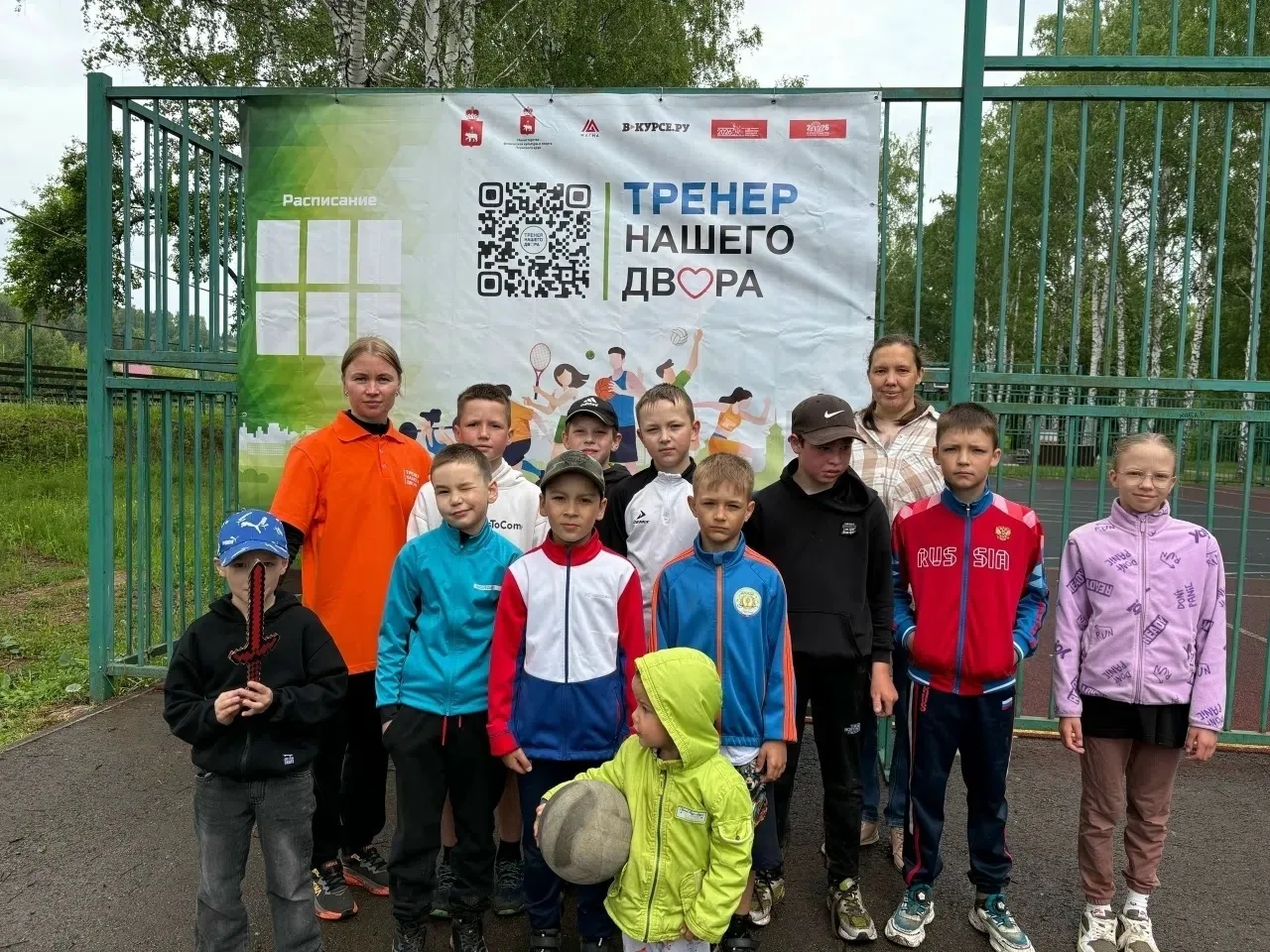 “Тренер нашего двора” в самом разгаре

В Башкултаево каждые понедельник и среду в 20:00 наставники к