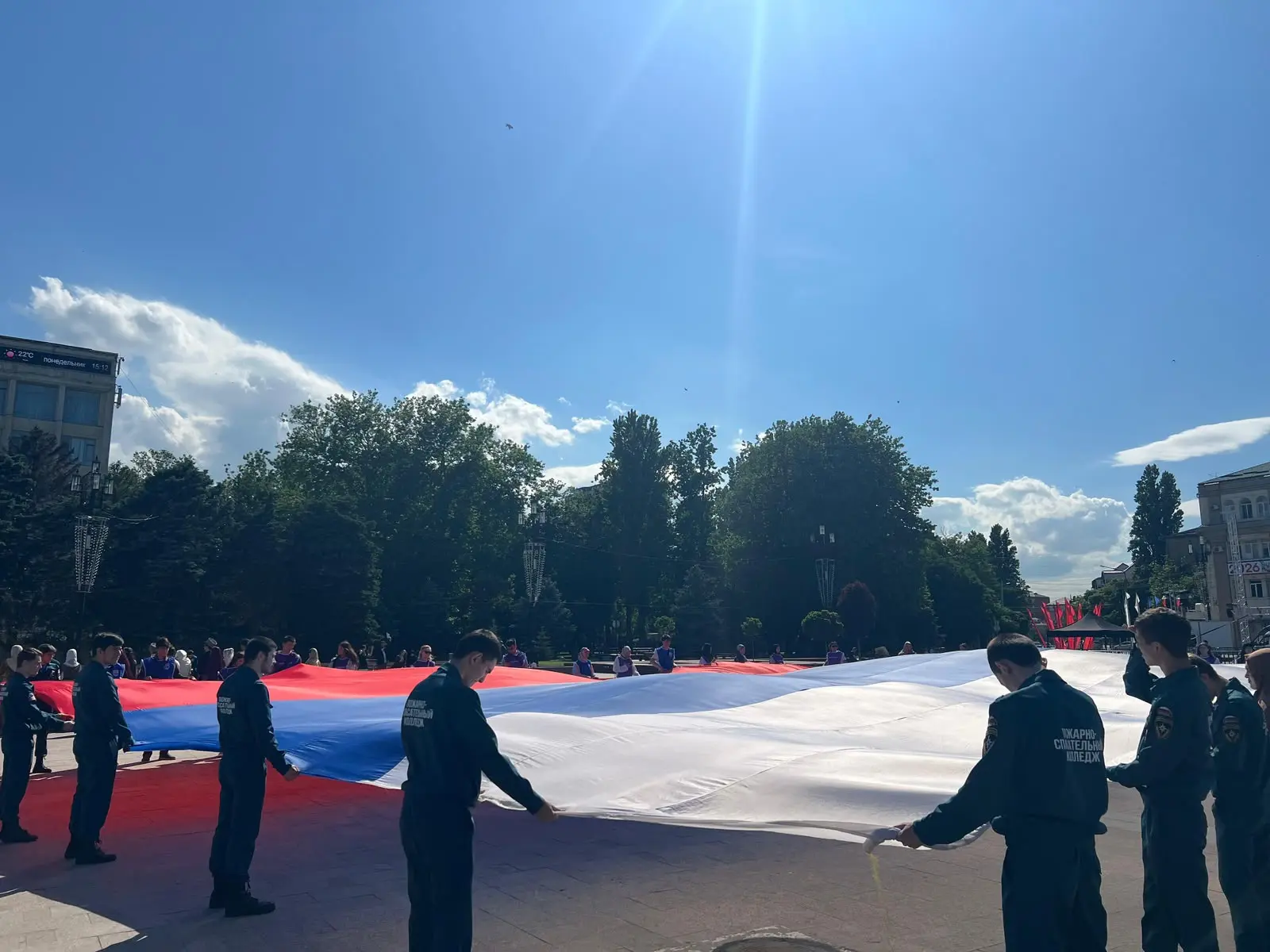 ✅В понедельник 8 июня  состоялась торжественная церемония раскрытия Государственного флага, 🇷🇺приу