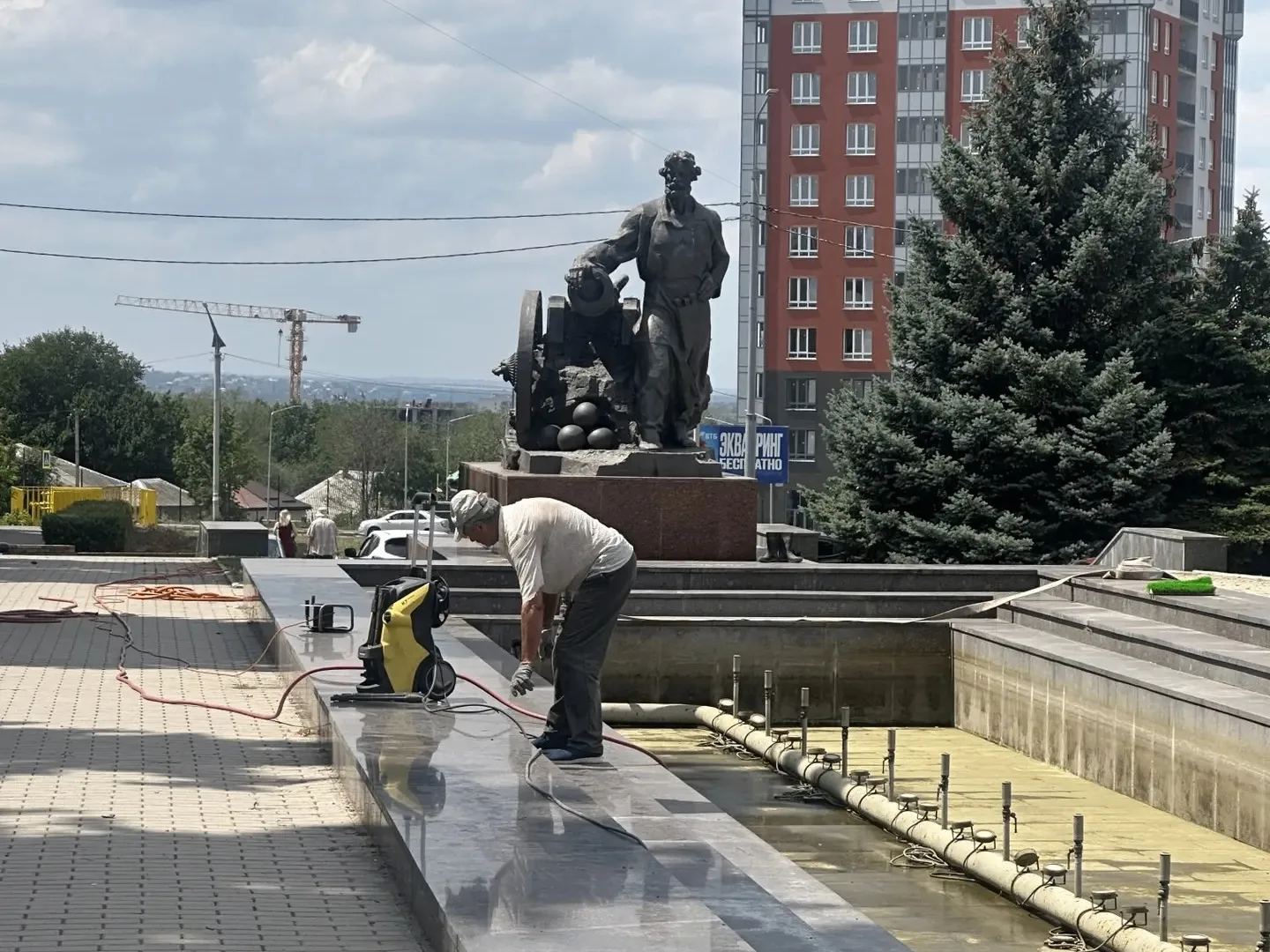 💦Регламент технического обслуживания фонтанов - не менее одного раза в месяц

Специалисты "Луганско