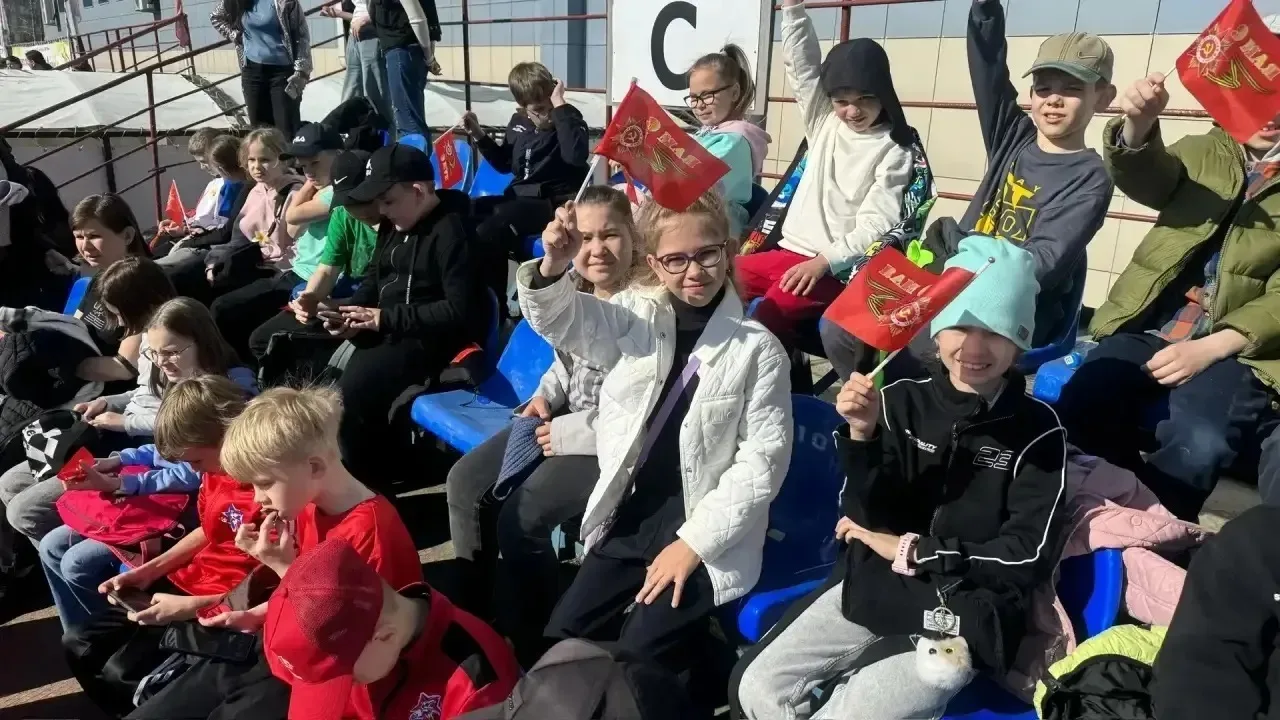 3 «Г» класс — энергичные болельщики на футбольном матче!⚽️ 28 апреля ученики 3 «Г» класса побывали н